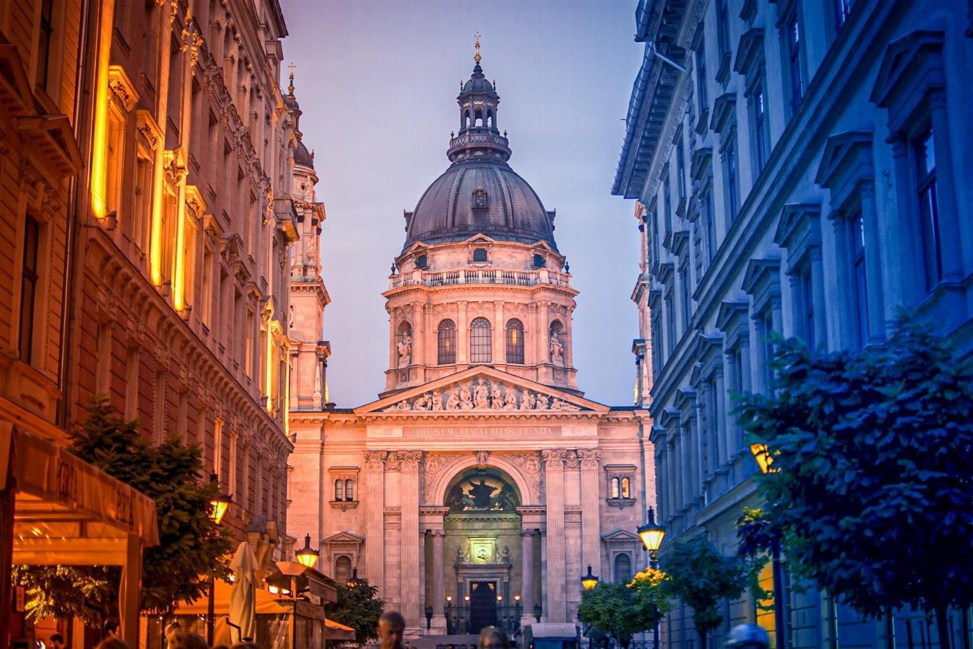Hercegprimas At Basilica By Corall Budapeste Exterior foto